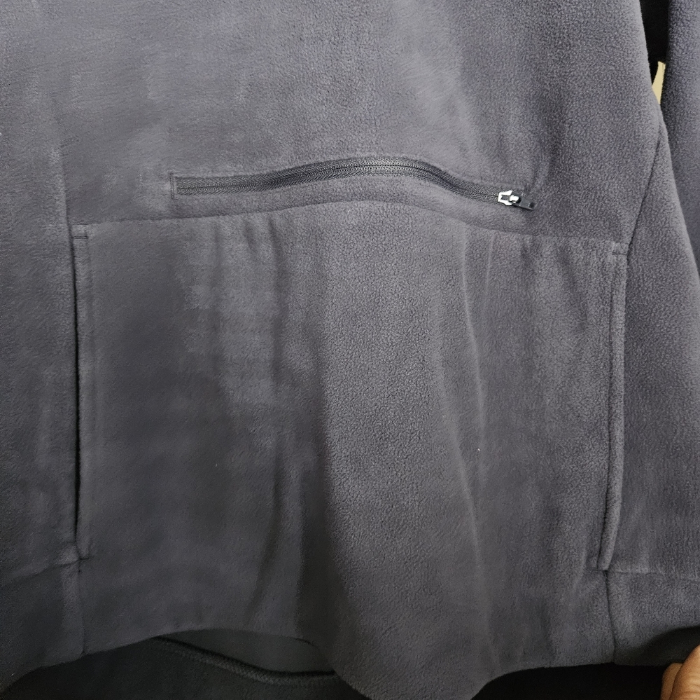 Hooded fleece - Picture 4 of 6